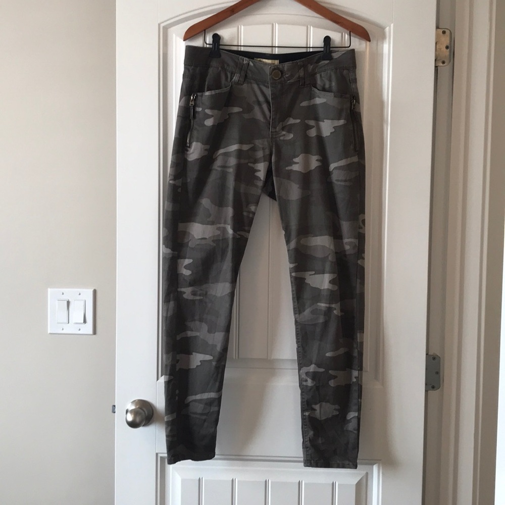 Camo pants